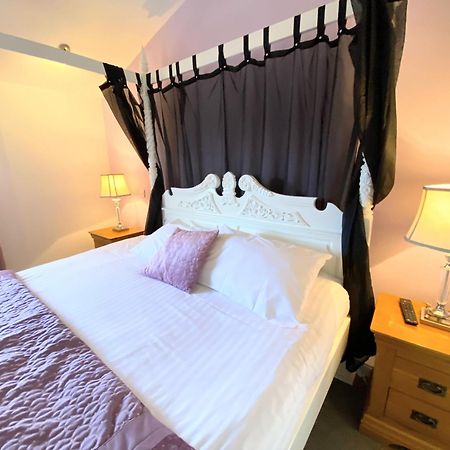 Ochil 10 With Private Hot Tub - Fife - Loch Leven - Lomond Hills Villa Kelty Exterior foto